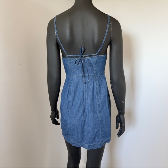 ⚪️ ASOS DESIGN Hourglass soft denim halterneck slip dress in midwash / Size 4 - Picture 4 of 7